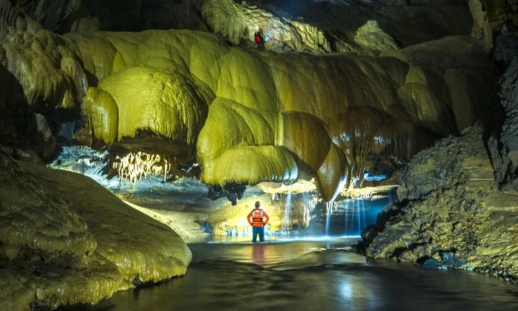 Phong Nha: Điểm đến tiết kiệm nhất mùa xuân