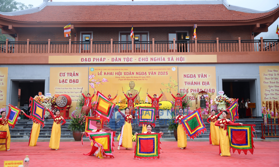 Hội xuân Ngọa Vân