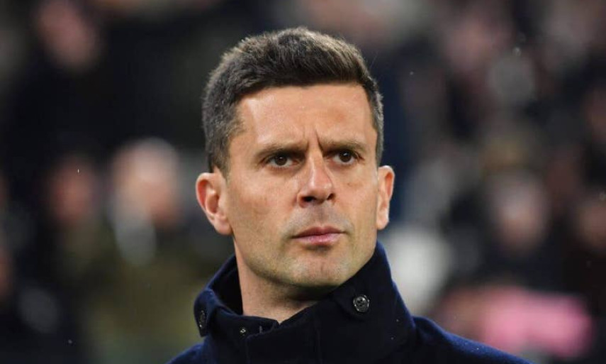 Juventus sa thải Thiago Motta