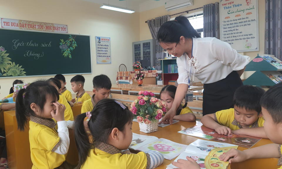 Cô giáo Hoa và mô hình rèn thói quen đọc sách cho học sinh lớp 1