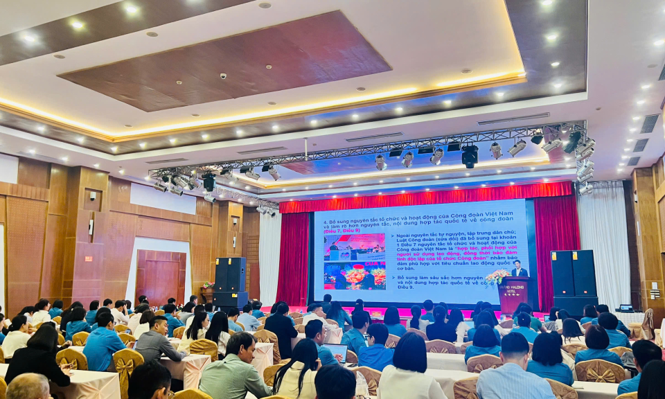 Tạo đột phá trong bảo vệ quyền lợi cho người lao động