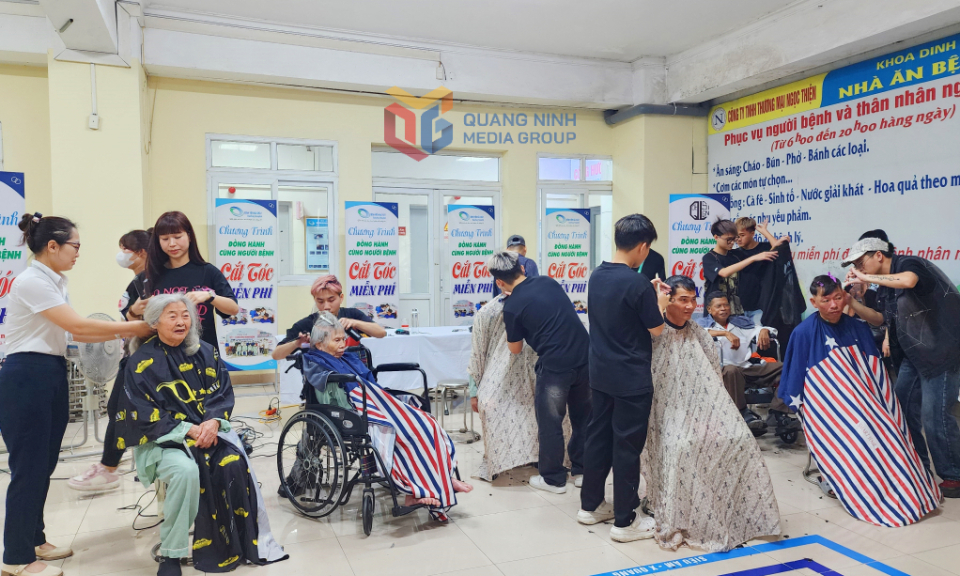 Chung tay chăm sóc sức khỏe cộng đồng