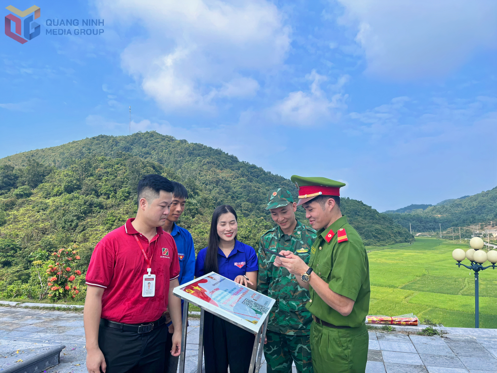 Công trình thanh niên “Ứng dụng công nghệ thông tin trong tuyên truyền, giới thiệu về biểu tượng nơi thành lập Chi bộ Đảng đầu tiên, tiền thân của Đảng bộ huyện Hải Hà” của Huyện Đoàn Hải Hà. Ảnh: Vân Anh
