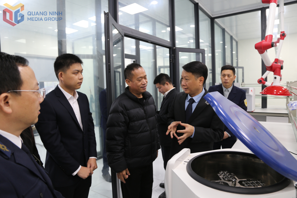 Phòng kiểm nghiệm, xét nghiệm hàng nông, lâm, thuỷ sản tại Lối thông quan cầu Bắc Luân II