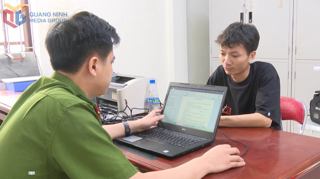 Đối tượng Vũ Văn Hải tại cơ quan Công an.