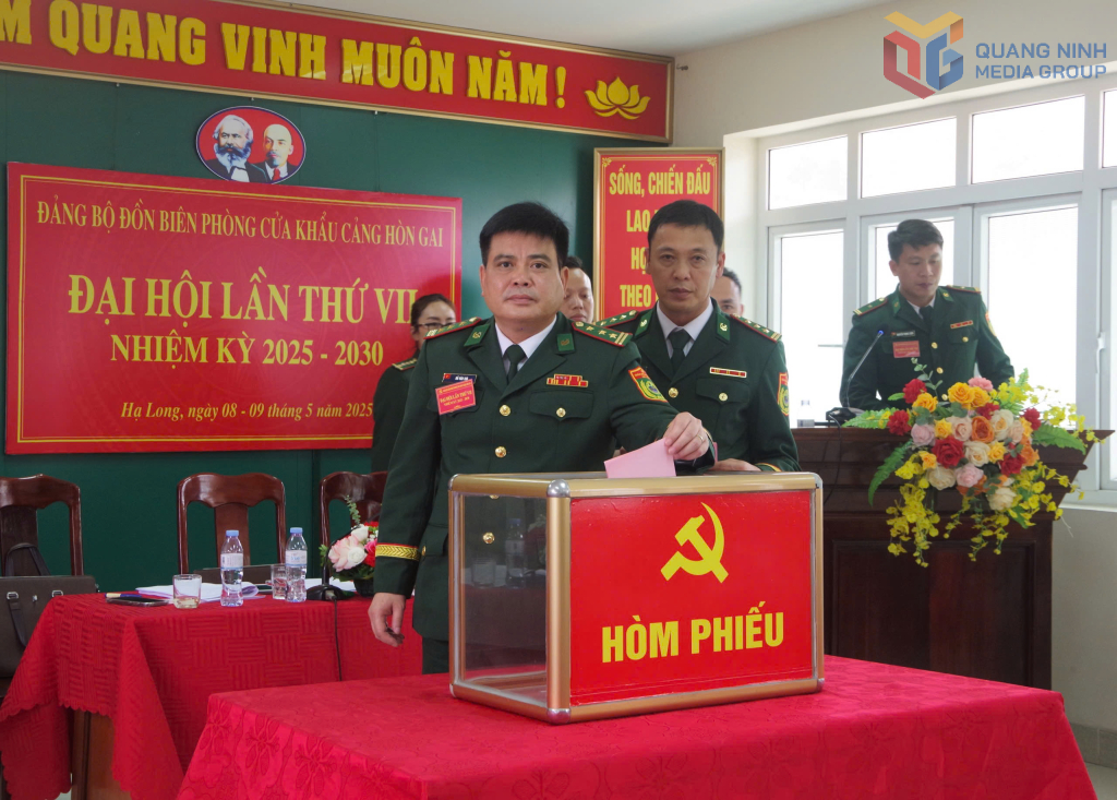 Đại hội bỏ phiếu bầu Ban chấp hành Đảng bộ nhiệm kỳ 2025–2030 gồm 07 đồng chí