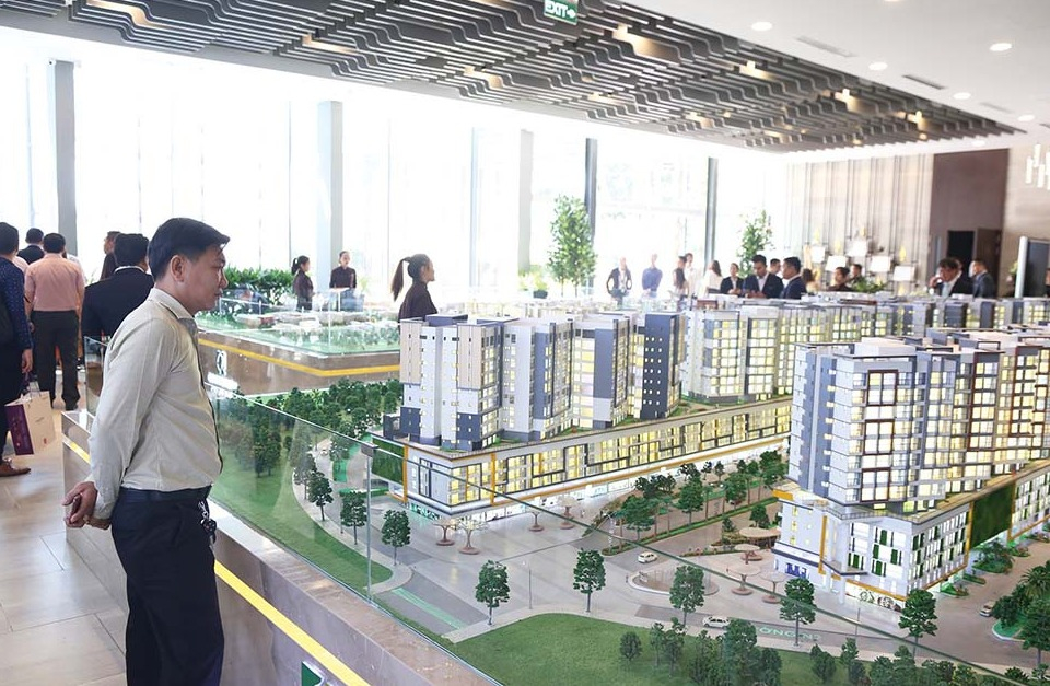 Chính thức đề xuất giảm 2% thuế VAT đến hết năm 2026 - Ảnh 2. Chính thức đề xuất giảm 2% thuế VAT đến hết năm 2026 - Ảnh 2.