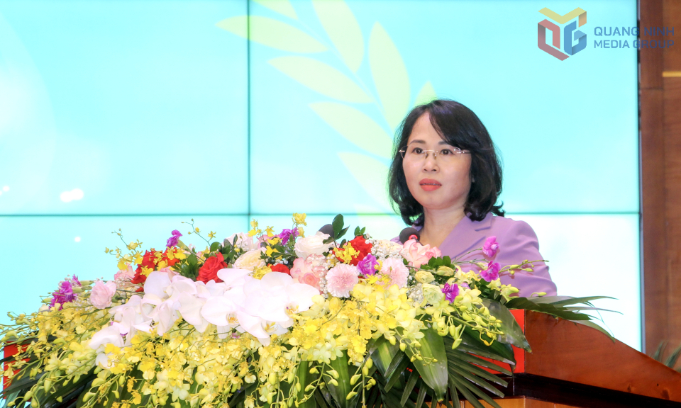Đồng chí Trịnh Thị Minh Thanh, Phó Bí thư Thường trực Tỉnh ủy, Chủ tịch HĐND tỉnh, phát biểu tại hội nghị.