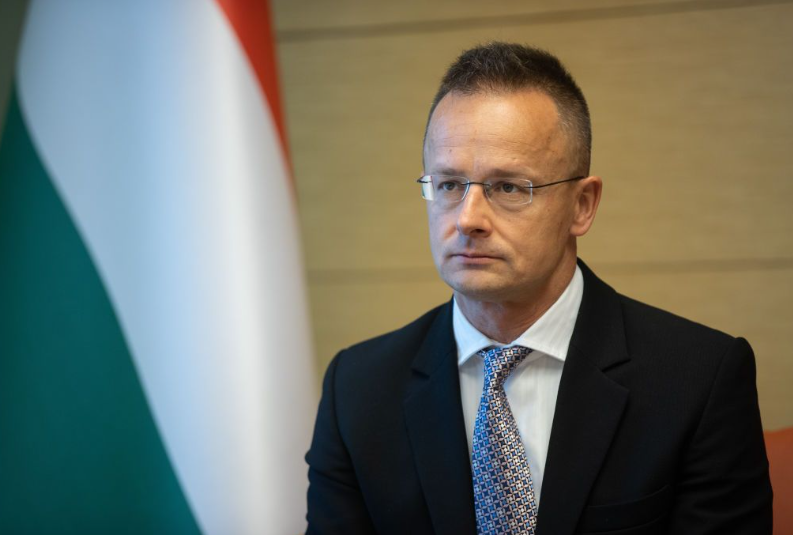 Hungary đình chỉ đàm phán với Ukraine do bê bối gián điệp - Ảnh 1. Hungary đình chỉ đàm phán với Ukraine do bê bối gián điệp - Ảnh 1.