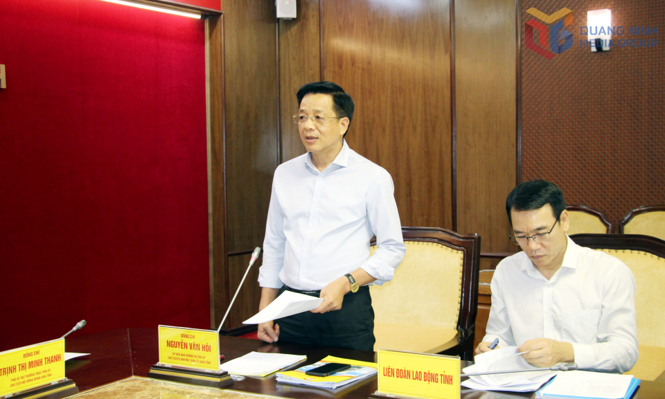 Đồng chí Nguyễn Văn Hồi, Chủ tịch Ủy ban MTTQ tỉnh, phát biểu tại buổi làm việc.