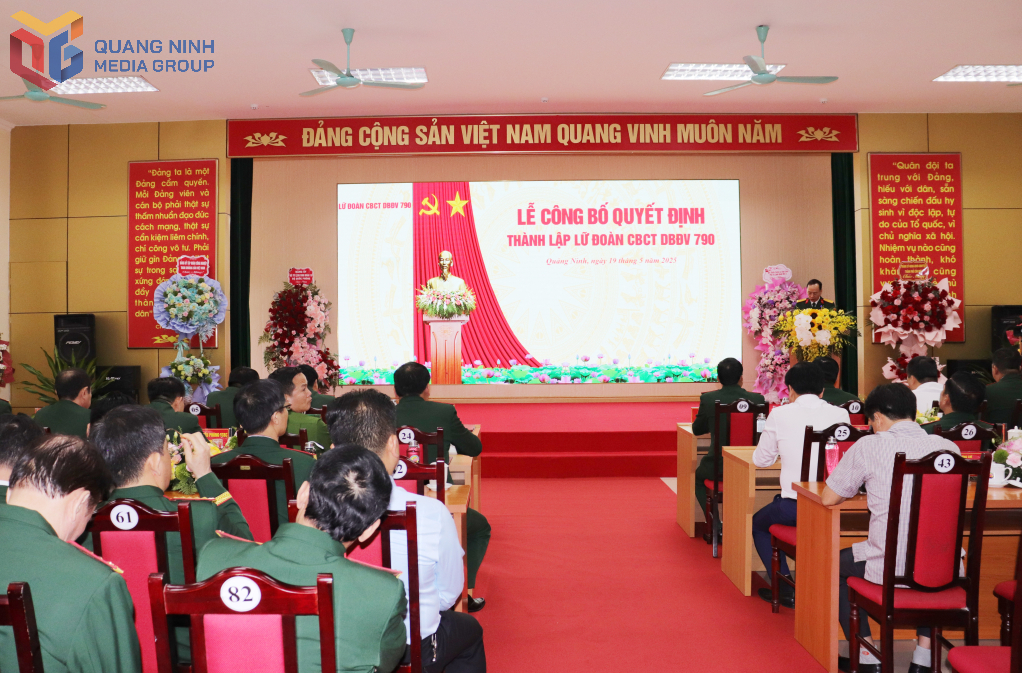 Quang cảnh buổi lễ.