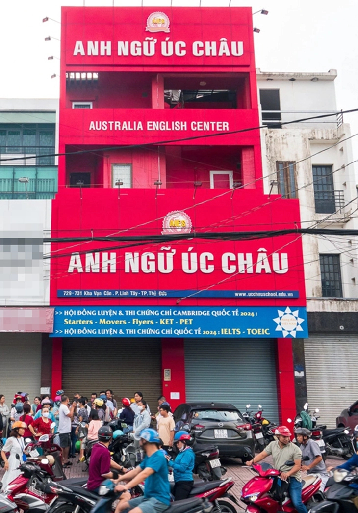 Trung tâm ngoại ngữ Úc Châu đã đóng cửa và cắt liên lạc với phụ huynh hơn một tuần qua, sau khi thu hàng tỉ đồng học phí của các phụ huynh - Ảnh: N.L
