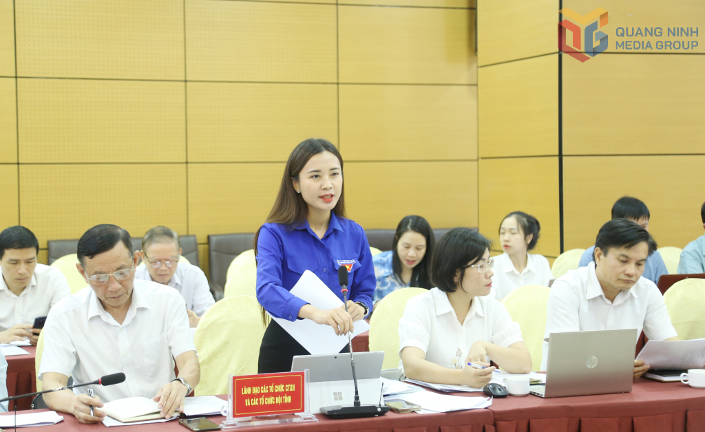 Các đại biểu tham gia ý kiến vào dự thảo Nghị quyết sửa đổi, bổ sung Hiến pháp 2013.