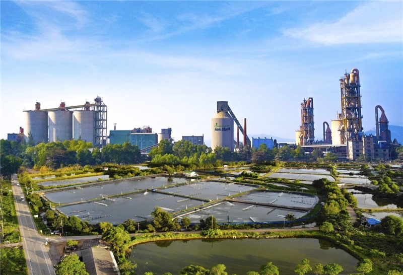 Sản xuất xi măng gắn với bảo vệ môi trường