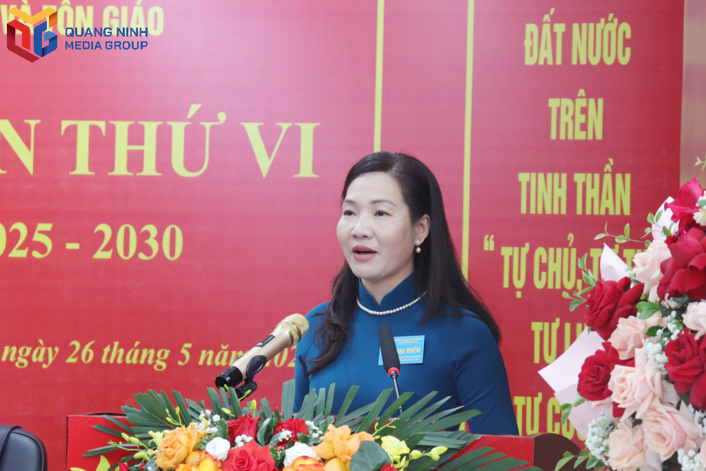 Đồng chí Nguyễn Thị Hạnh, Phó Chủ tịch UBND tỉnh phát biểu chỉ đạo tại đại hội.