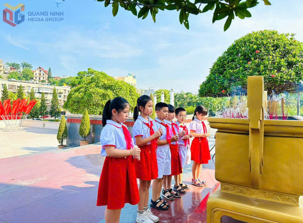 Học sinh Trường Tiểu