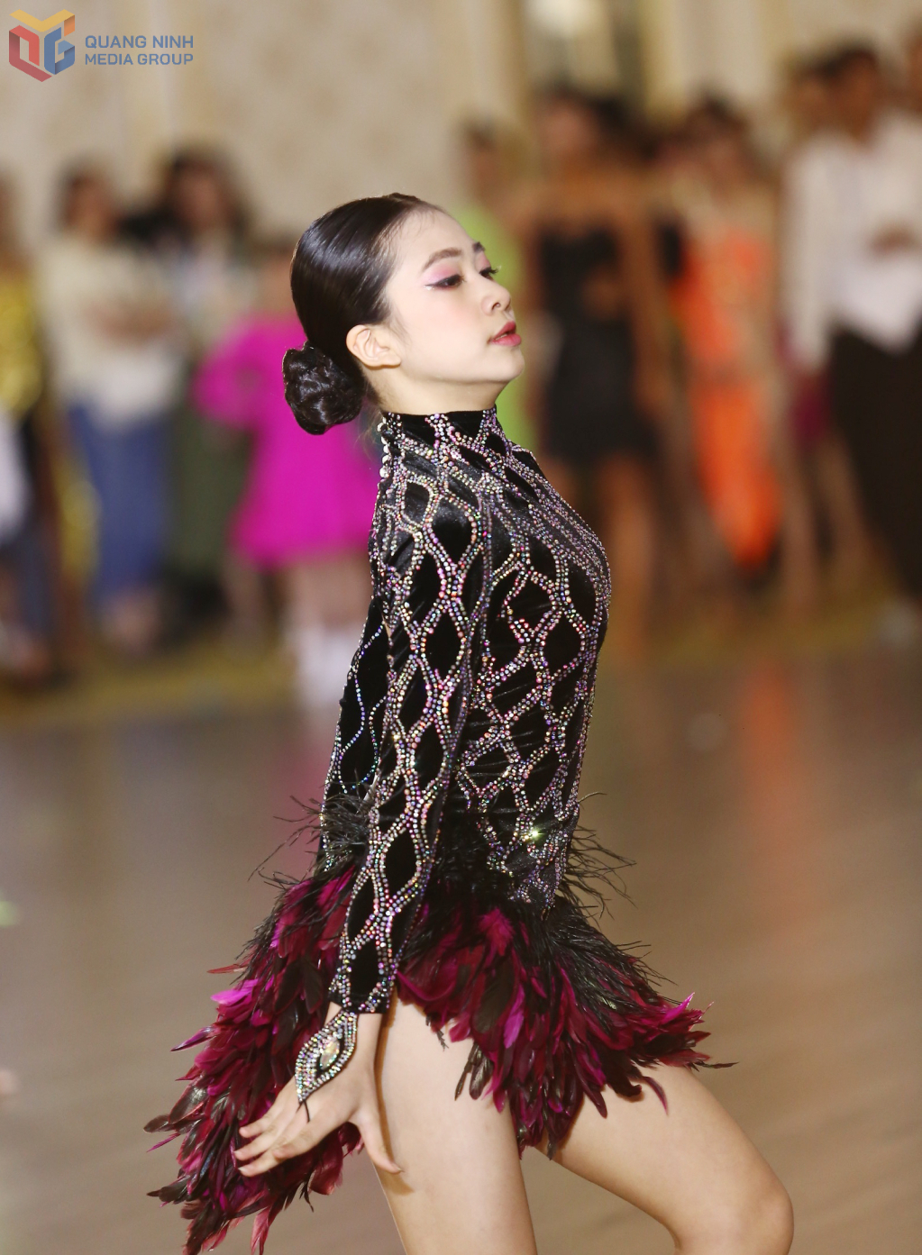 Bảo Nhi dành tình yêu, niềm đam mê và cố gắng bền bỉ với khiêu vũ thể thao.