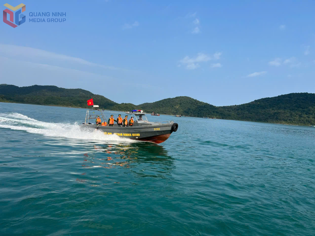 Đồn Biên phòng Hạ Long tuần tra, kiểm soát vùng biển đơn vị quản lý.