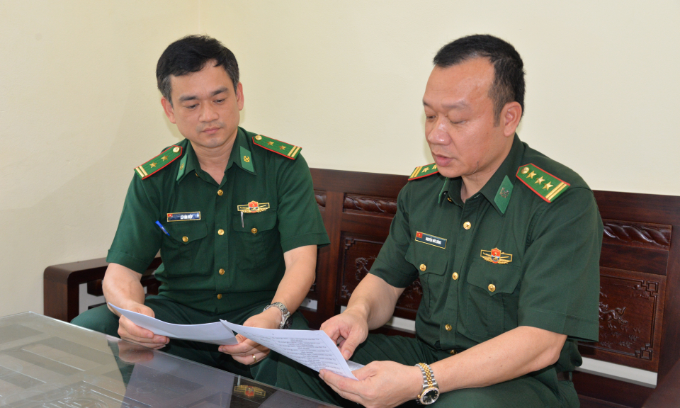 Người “truyền lửa” nơi tuyến đầu biên giới
