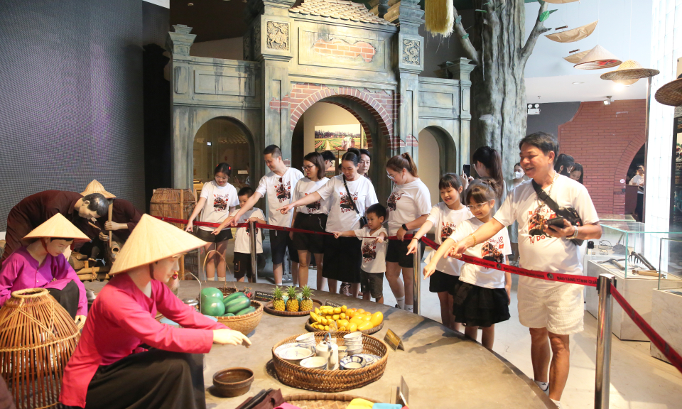 Bảo tàng Quảng Ninh tiếp tục hút khách trong những ngày nghỉ lễ 