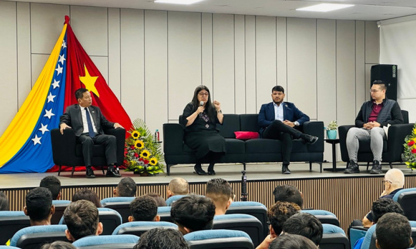 Venezuela kêu gọi thế hệ trẻ noi gương Việt Nam và Chủ tịch Hồ Chí Minh