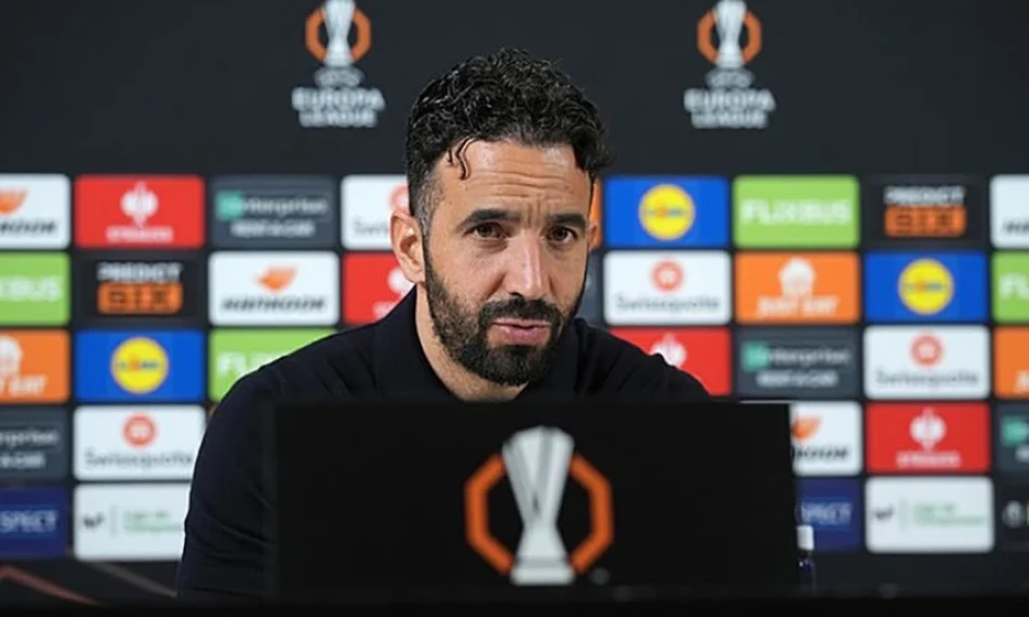 Amorim yêu cầu MU chơi bóng để kiếm tiền ở Premier League