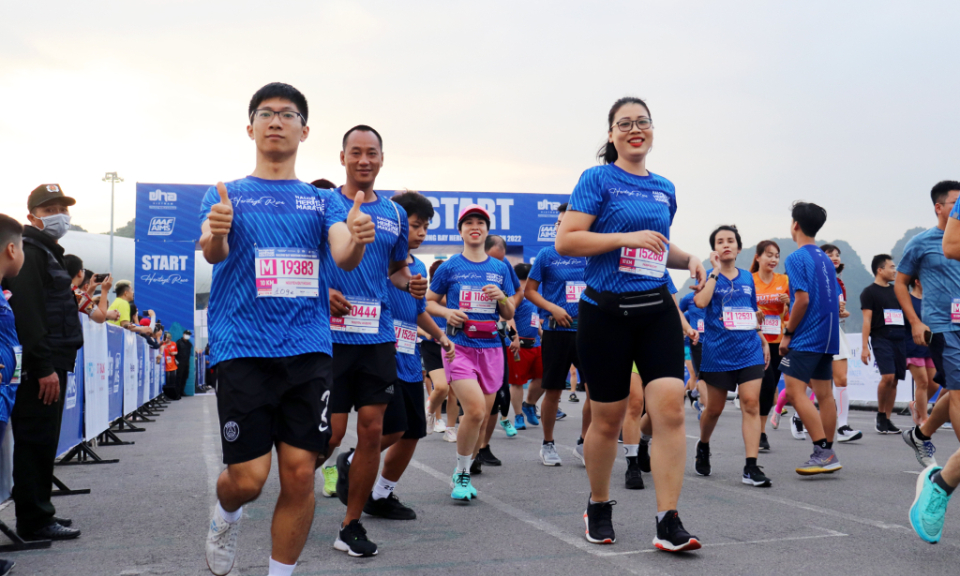 Quan tâm đầu tư phát triển thể chất