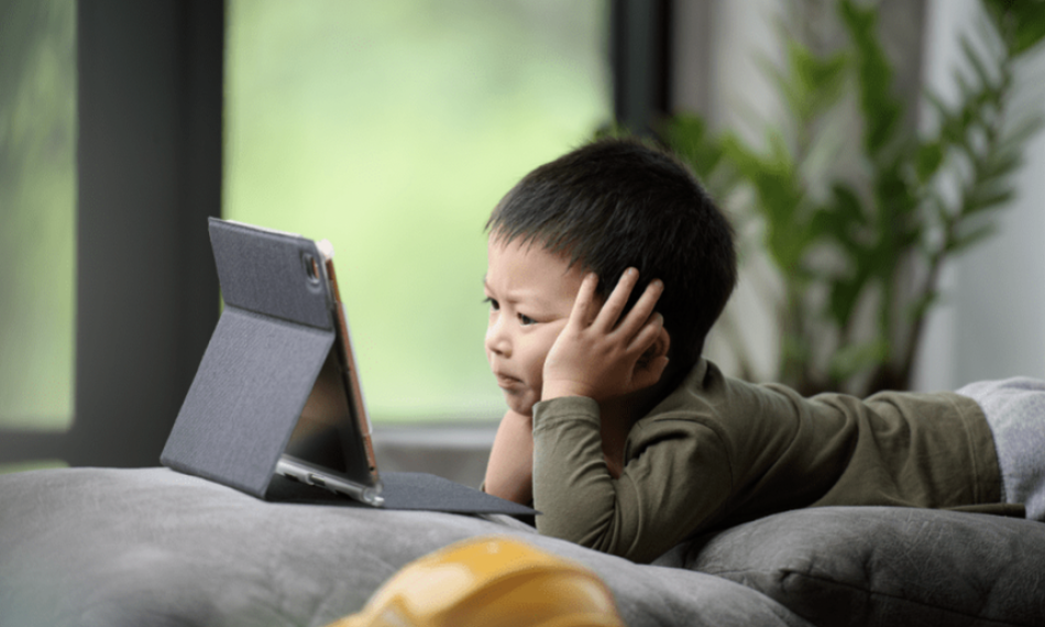 Nguyên tắc cốt lõi giúp trẻ dùng thiết bị số tích cực, an toàn