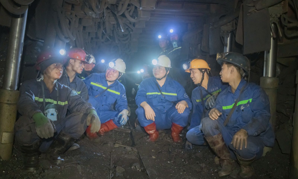 Cấp điện ổn định cho sản xuất than