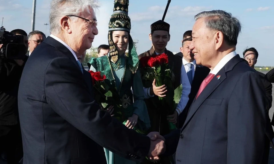Tổng Bí thư Tô Lâm và Phu nhân bắt đầu thăm cấp Nhà nước Cộng hòa Kazakhstan