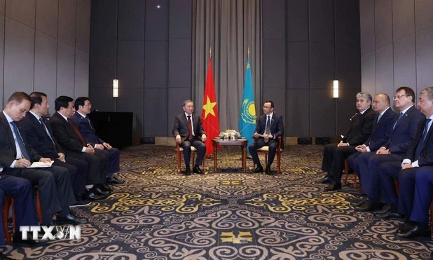 Tổng Bí thư Tô Lâm hội kiến Chủ tịch Thượng viện Cộng hòa Kazakhstan Maulen Ashimbayev