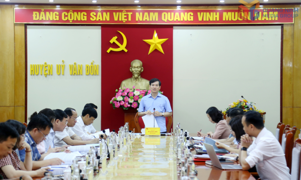 Xây dựng Đặc khu Vân Đồn trở thành đầu tàu kinh tế của tỉnh