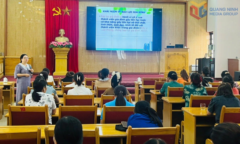 Tiên Yên: Tập huấn phòng, chống bạo lực gia đình, xâm hại phụ nữ và trẻ em