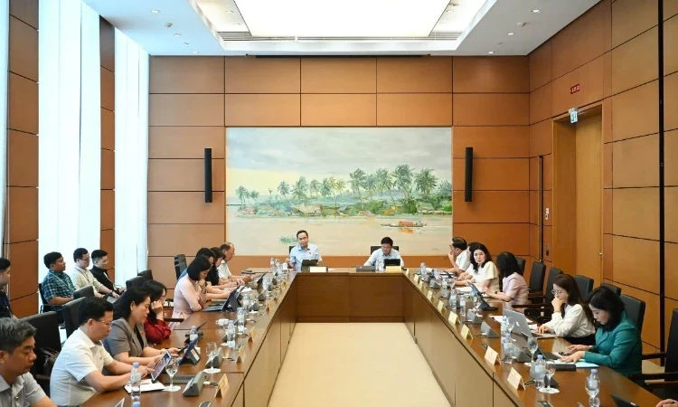 Tạo đột phá mạnh mẽ phát triển khoa học, công nghệ và đổi mới sáng tạo