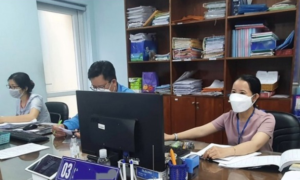Căn cứ xét nâng ngạch công chức có thành tích trong hoạt động công vụ