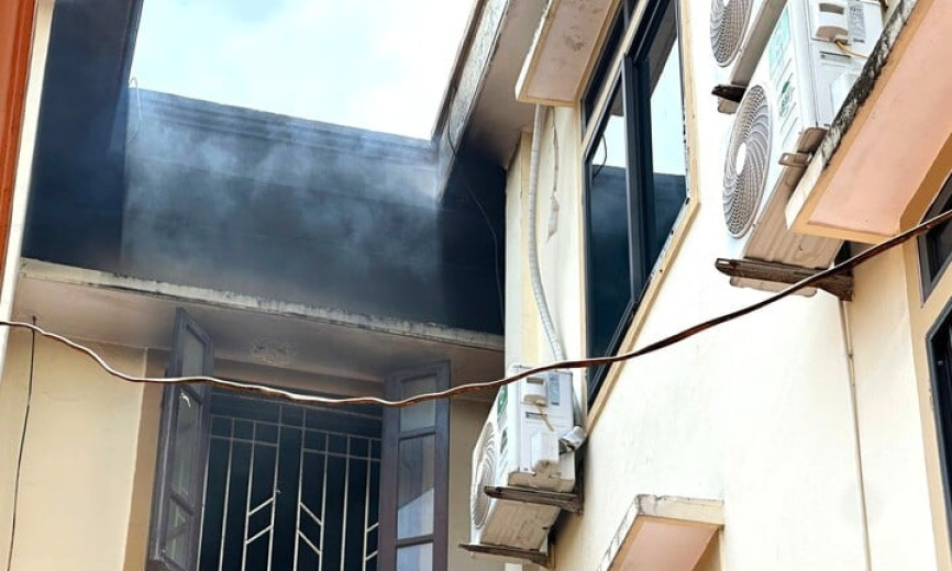 Cháy phòng thí nghiệm trường chuyên nổi tiếng Nghệ An, sơ tán nhiều học sinh 