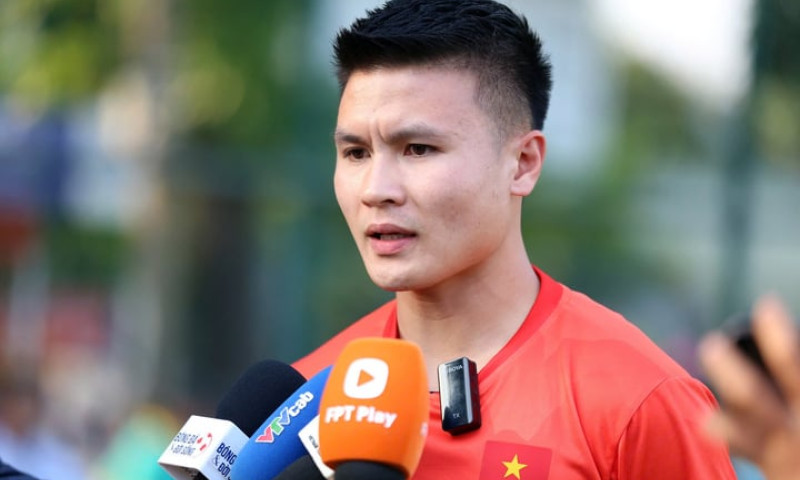 Quang Hải rút lui khỏi trận Ngôi sao Đông Nam Á đấu Man Utd
