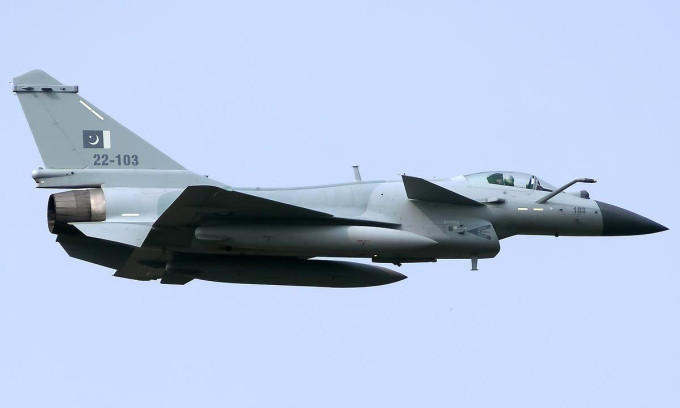 Ấn Độ - Pakistan 'triển khai hơn 120 tiêm kích giao chiến'