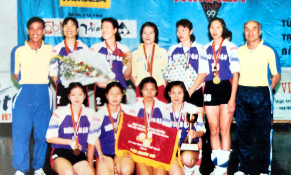 Hành trình tìm lại hào quang của bóng chuyền nữ vùng than