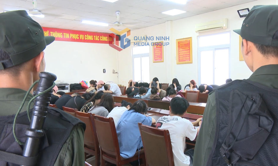 Triệt phá đường dây lừa đảo chiếm đoạt hàng trăm tỷ đồng dưới hình thức “đổ thạch” online