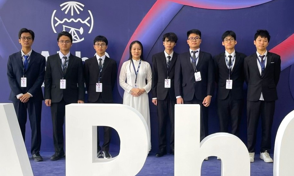 Học sinh Việt Nam giành 3 Huy chương Vàng Olympic Vật lý châu Á năm 2025