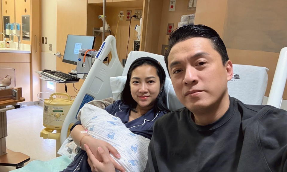 Lam Trường và vợ kém 17 tuổi đón tin vui