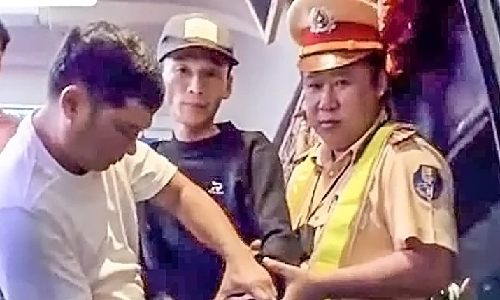 4 nghi phạm chém người trước siêu thị ở Đà Lạt bị Công an Quảng Ngãi bắt