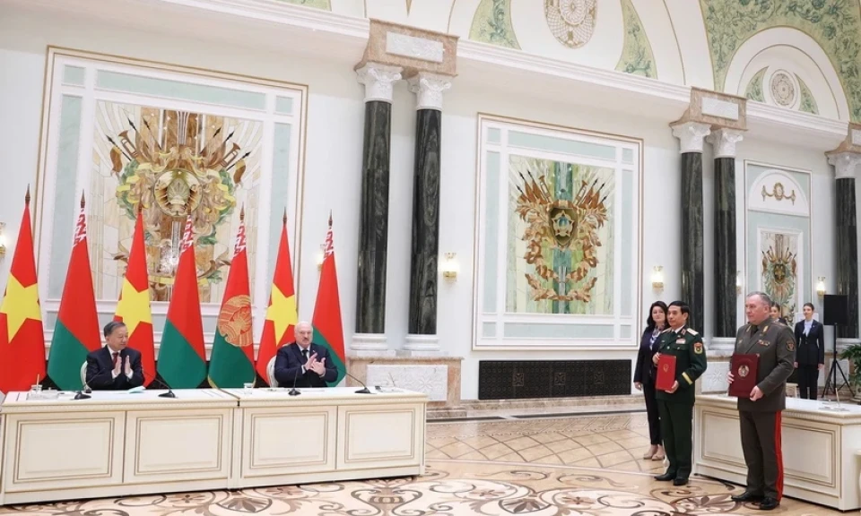 Lễ ký các văn kiện hợp tác giữa Việt Nam và Belarus