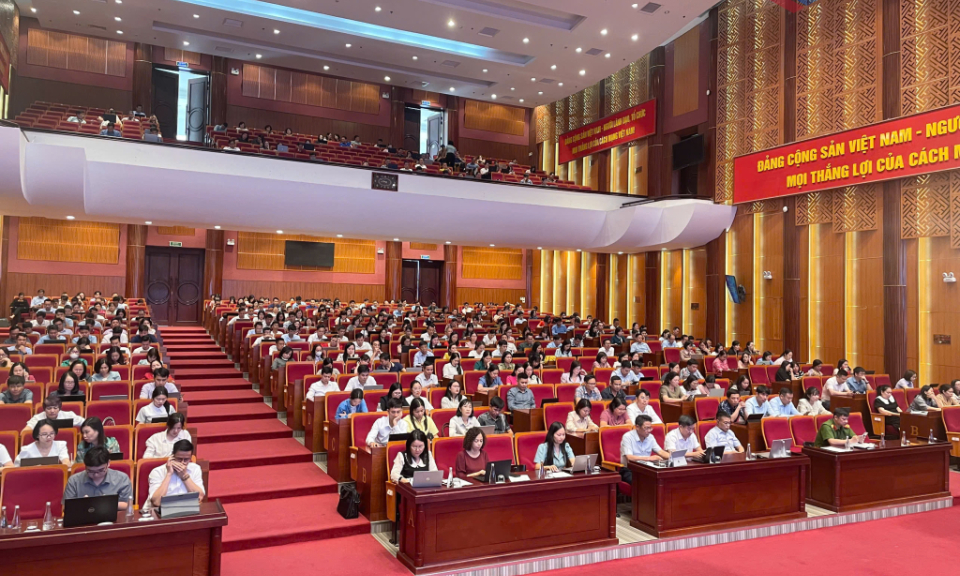 Hội nghị hướng dẫn triển khai thí điểm học bạ số cấp THCS, THPT và GDTX