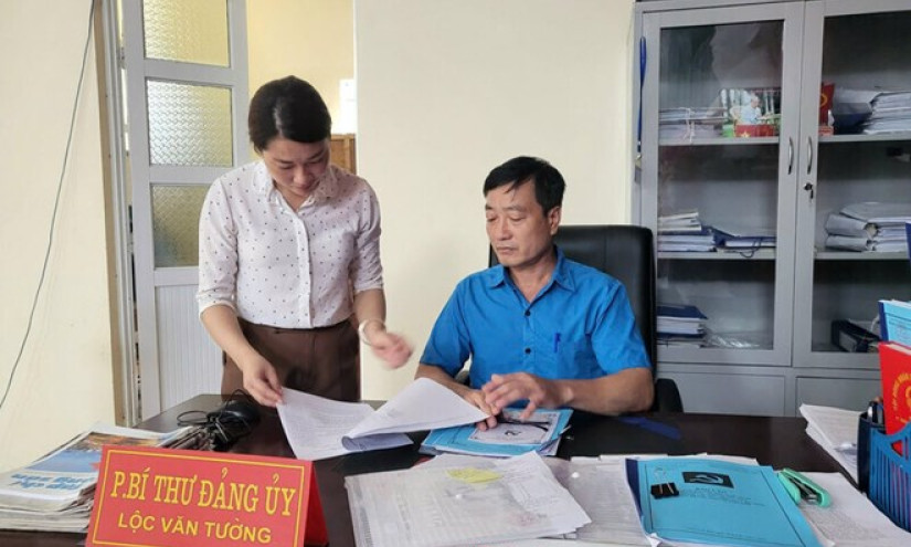 Cán bộ, công chức được bảo lưu lương và phụ cấp sau sáp nhập tỉnh, xã