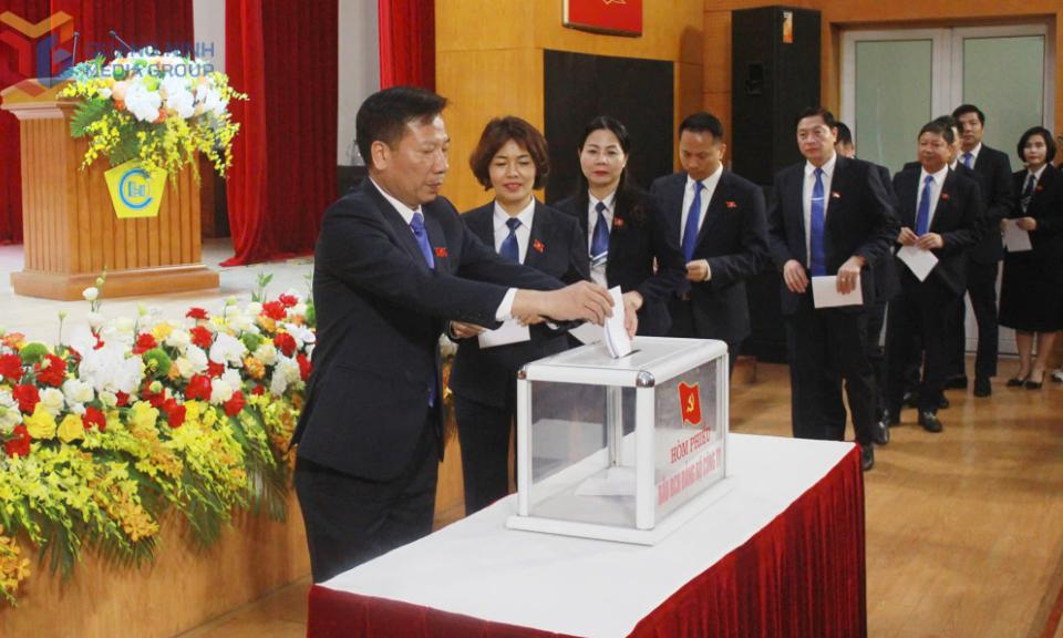 Đại hội đại biểu Đảng bộ Công ty Tuyển than Cửa Ông lần thứ XXXIII