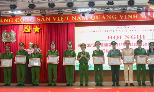 Sơ kết chuyên án triệt phá đường dây mua bán, vận chuyển trái phép chất ma túy có sử dụng vũ khí quân dụng