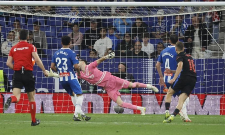 Barca vô địch La Liga sớm hai vòng