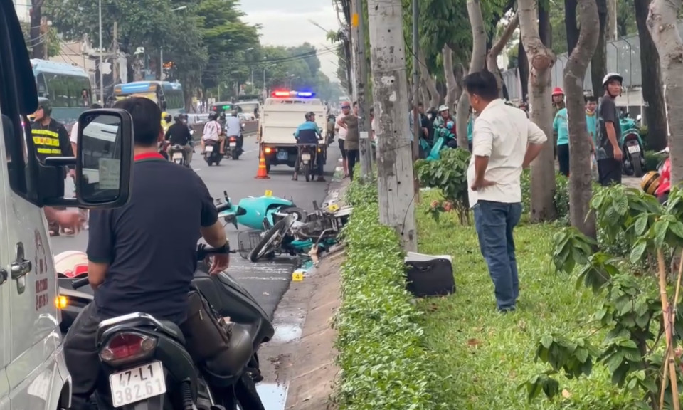 TP.HCM: Hai xe máy va chạm trên đường Quang Trung, một người tử vong
